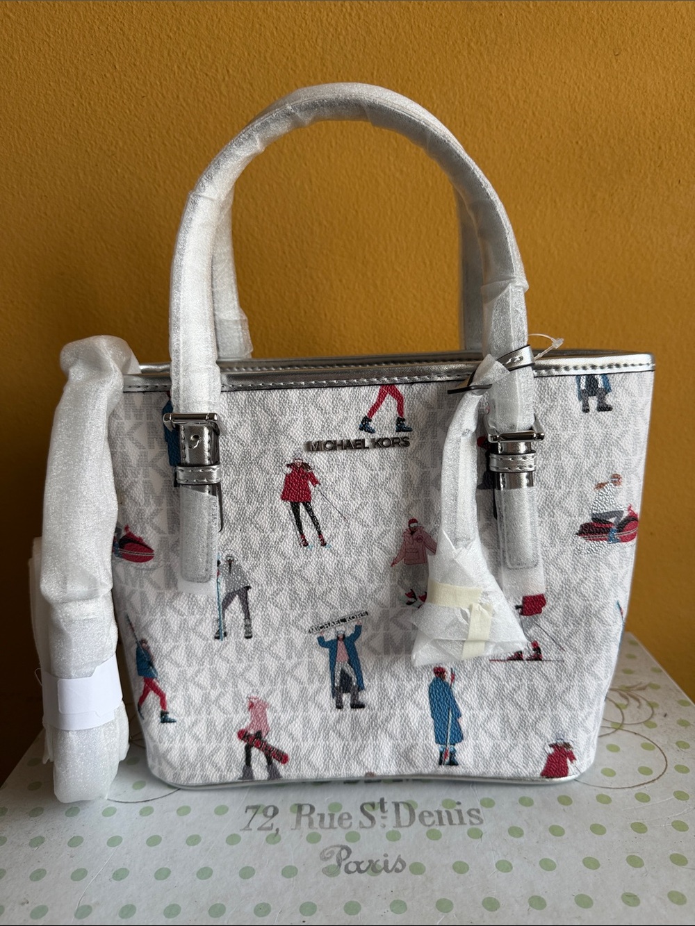 Michael Kors Jetset Printed Leather Tote with Multicolor Figures